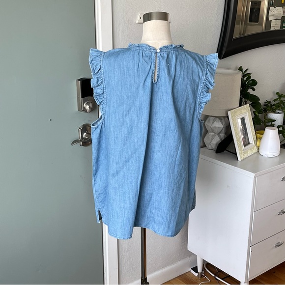 Old Navy top - Picture 4 of 4